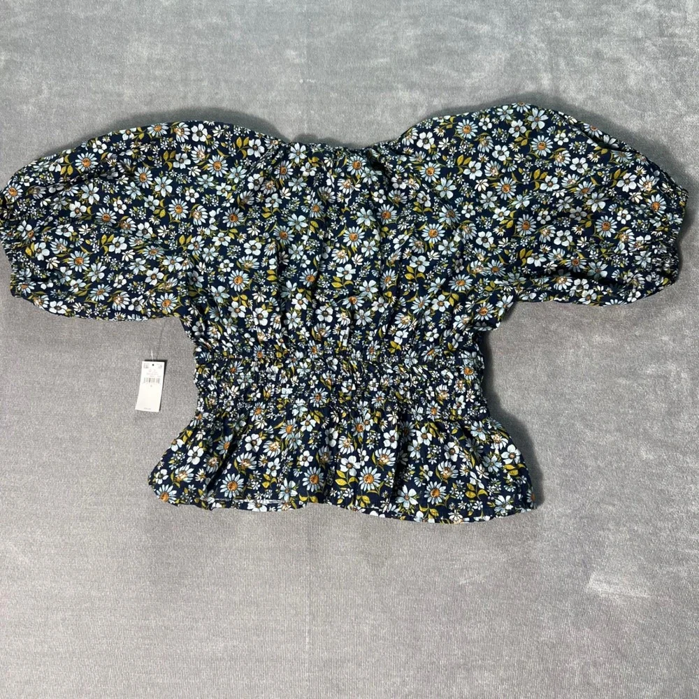 Old Navy Womens Small Navy Floral Puff Sleeve Smocked Peplum Top 704150-01-1 NEW